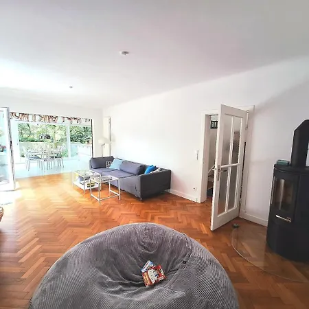 Renovated Townhouse With Garden Niederdorla