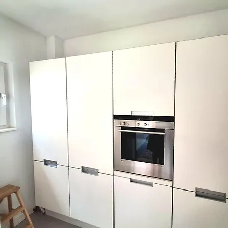 Villa Renovated Townhouse With Garden