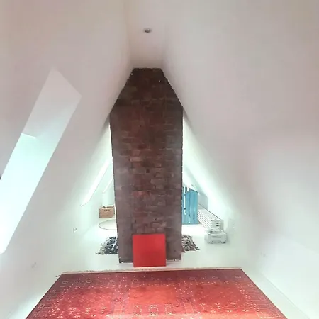 Renovated Townhouse With Garden Villa *