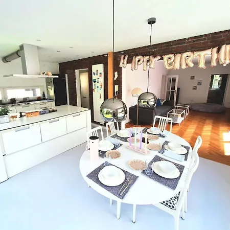 Renovated Townhouse With Garden Villa *